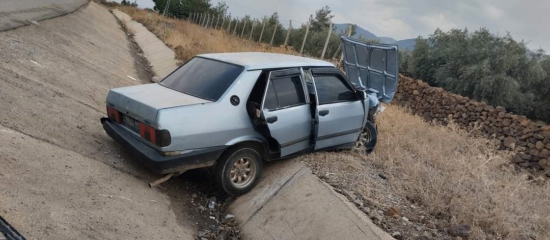 Şarampole devrilen otomobilin sürücüsü yaralandı