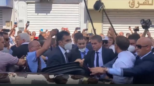 Macron Cezayir De Protesto Edildi