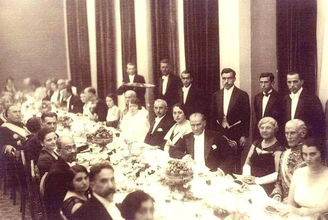 Atatürk ekmeğe 2 kuruş zam yapıldığını öğrenince ne tepki verdi 9