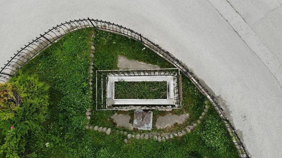 Türkiye'nin gizemli mezarı. 30 yıldır görenler dönüp bir daha bakıyor 3