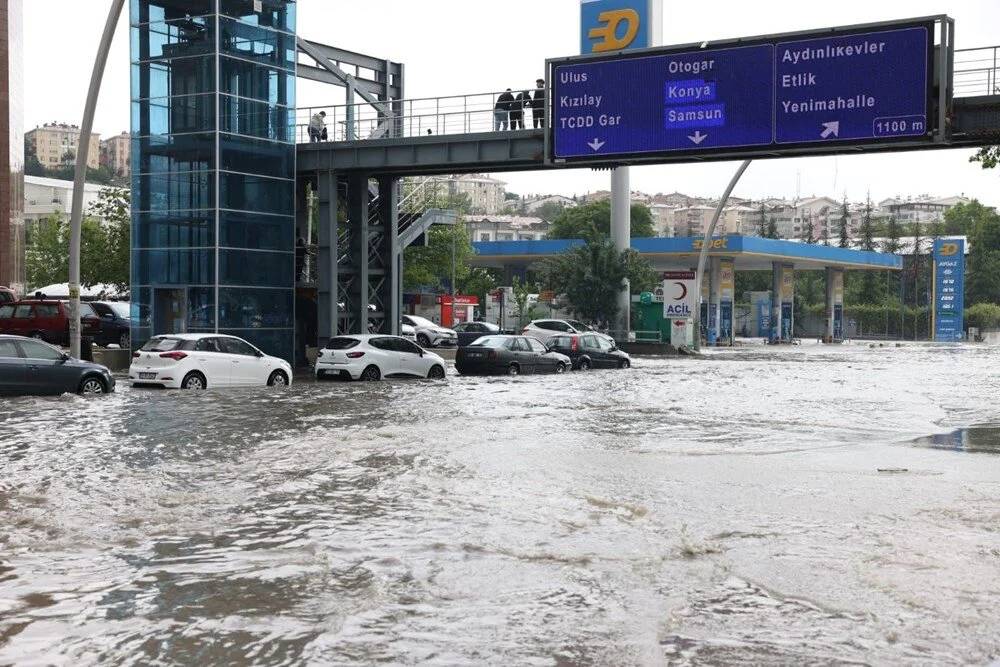 Ankara sular altında kaldı 3