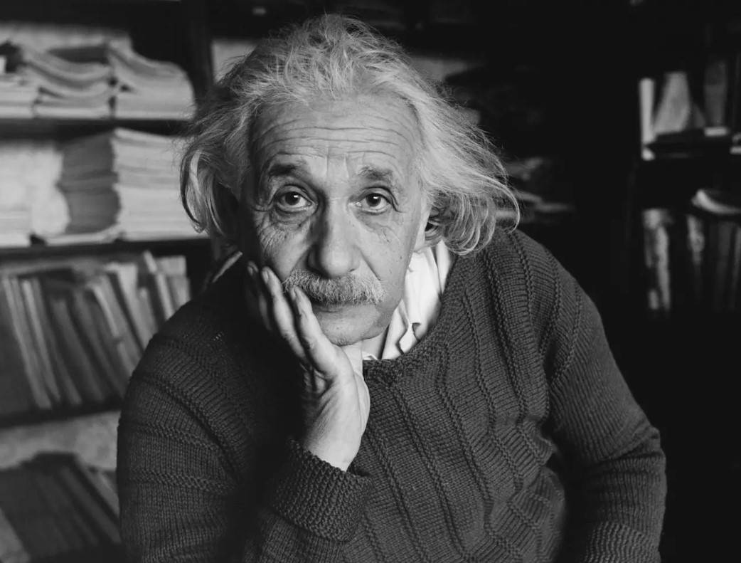 Einstein hayatını kurtarabilecek bir ameliyatı neden reddetti. Yaşama şansı verildi ama kabul etmedi 7