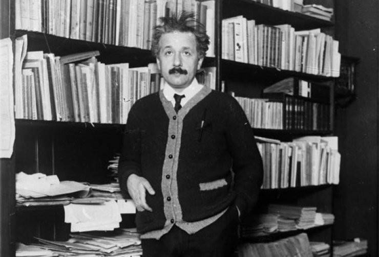 Einstein hayatını kurtarabilecek bir ameliyatı neden reddetti. Yaşama şansı verildi ama kabul etmedi 2