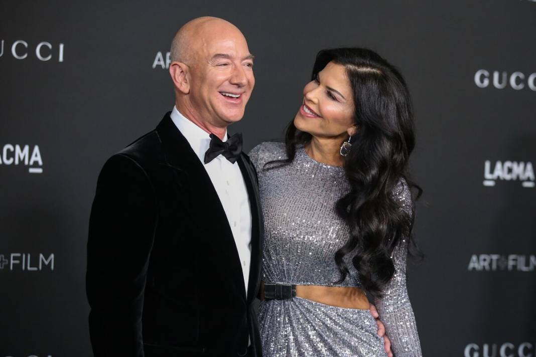 Ünlü milyarder Jeff Bezos’tan sevgilisine milyon dolarlık evlenme teklifi 3