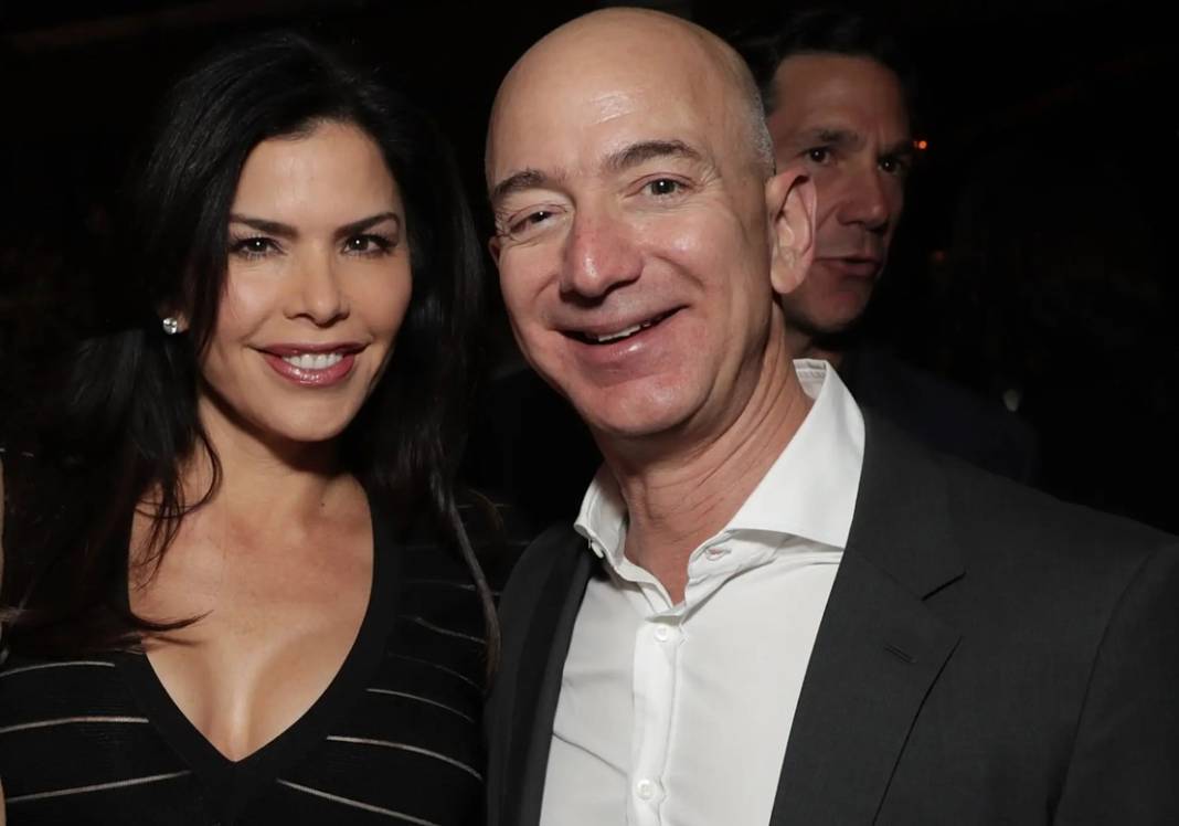 Ünlü milyarder Jeff Bezos’tan sevgilisine milyon dolarlık evlenme teklifi 12