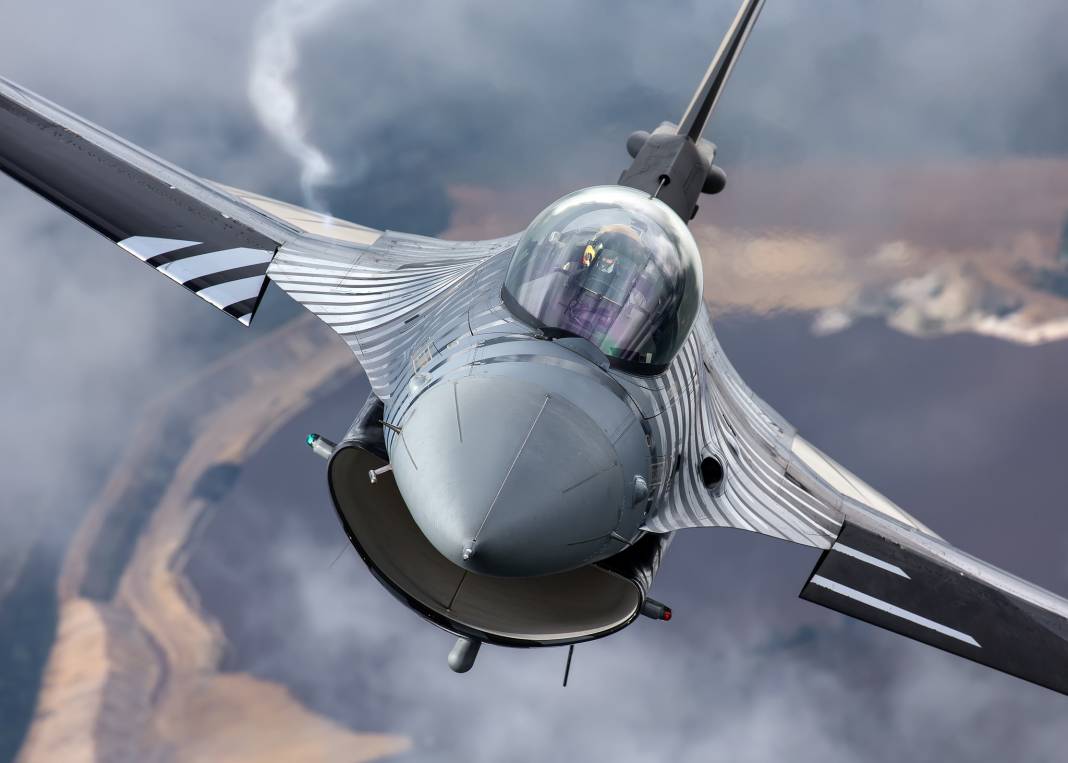 En çok F-16 savaş uçağına sahip ülkeler belli oldu. Türkiye çok kritik sırada 20
