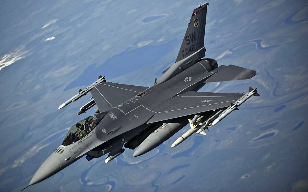 En çok F-16 savaş uçağına sahip ülkeler belli oldu. Türkiye çok kritik sırada 7