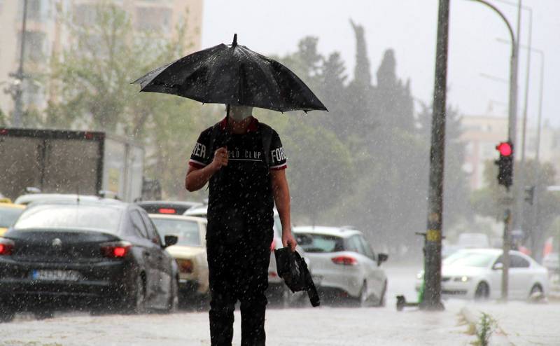 Meteoroloji saat vererek şiddetli yağış uyarısı yaptı 15
