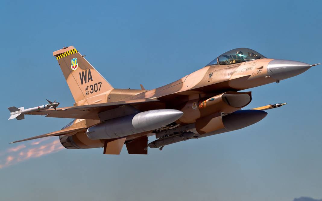 En çok F-16 savaş uçağına sahip ülkeler belli oldu. Türkiye çok kritik sırada 21