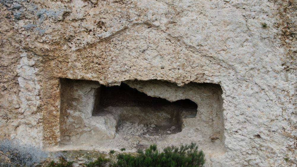 Kastamonu’da 2 bin 700 yıllık kaya mezarlık yok olmak üzere 10