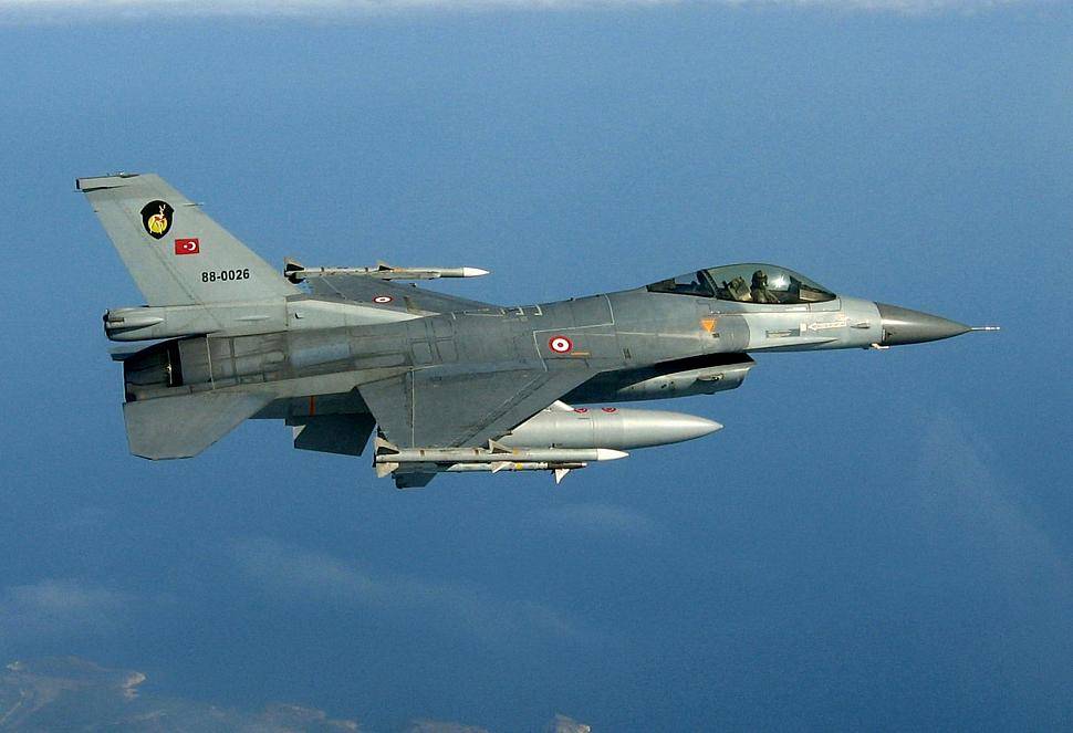 En çok F-16 savaş uçağına sahip ülkeler belli oldu. Türkiye çok kritik sırada 23