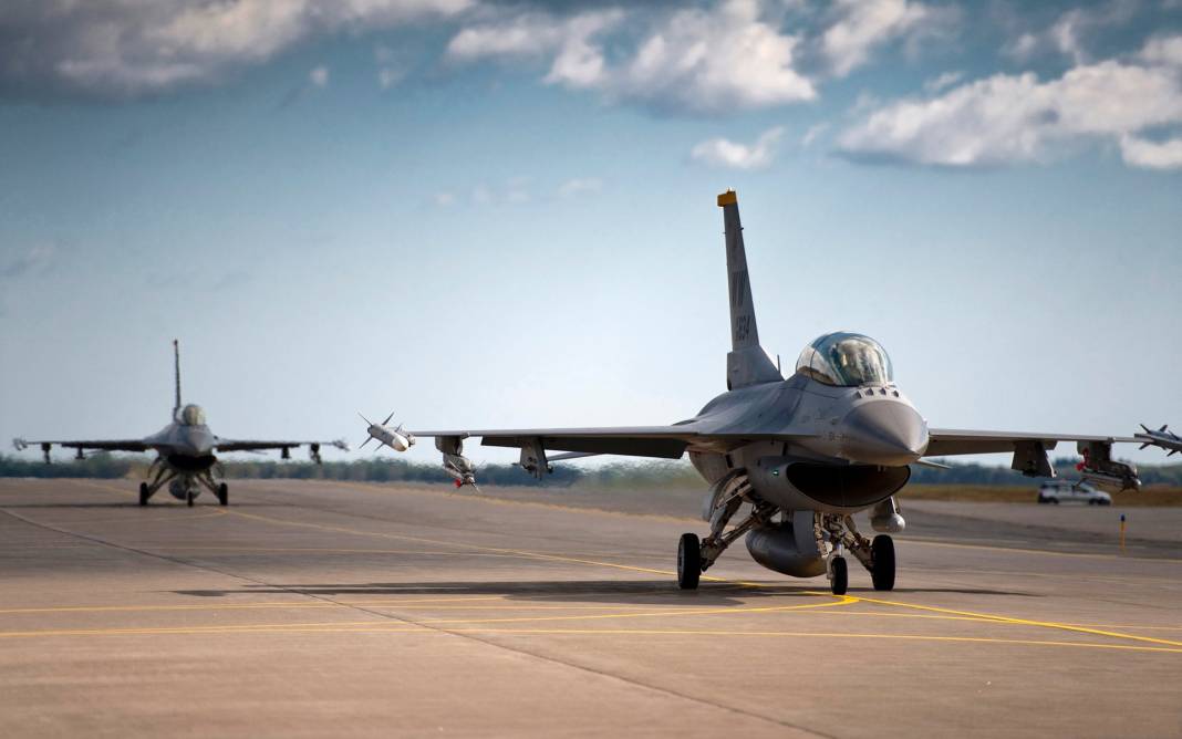 En çok F-16 savaş uçağına sahip ülkeler belli oldu. Türkiye çok kritik sırada 26