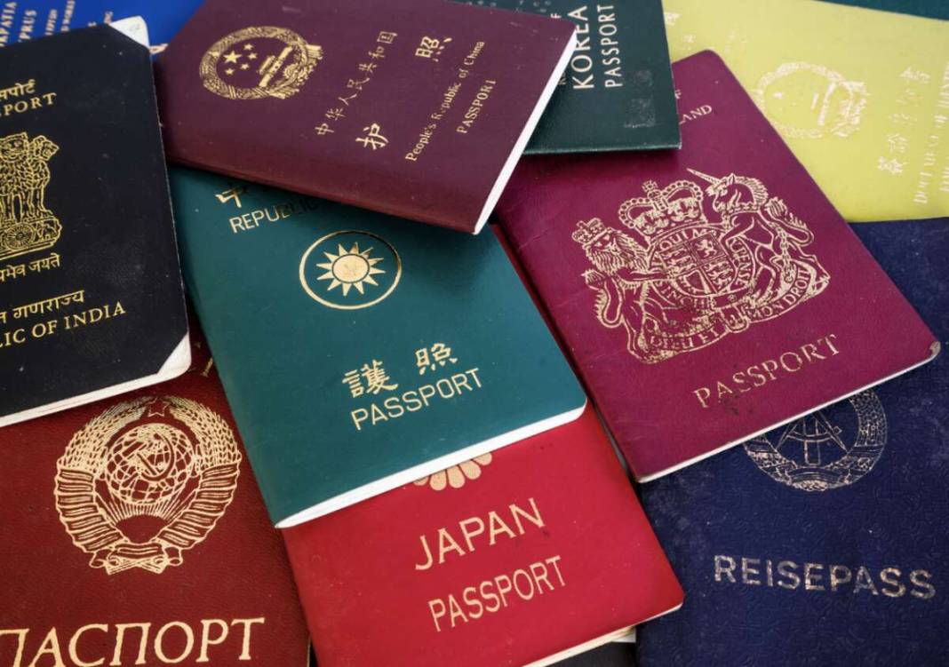 Dünyanın en güçlü pasaportları belli oldu. Türkiye kaçıncı sırada? 20