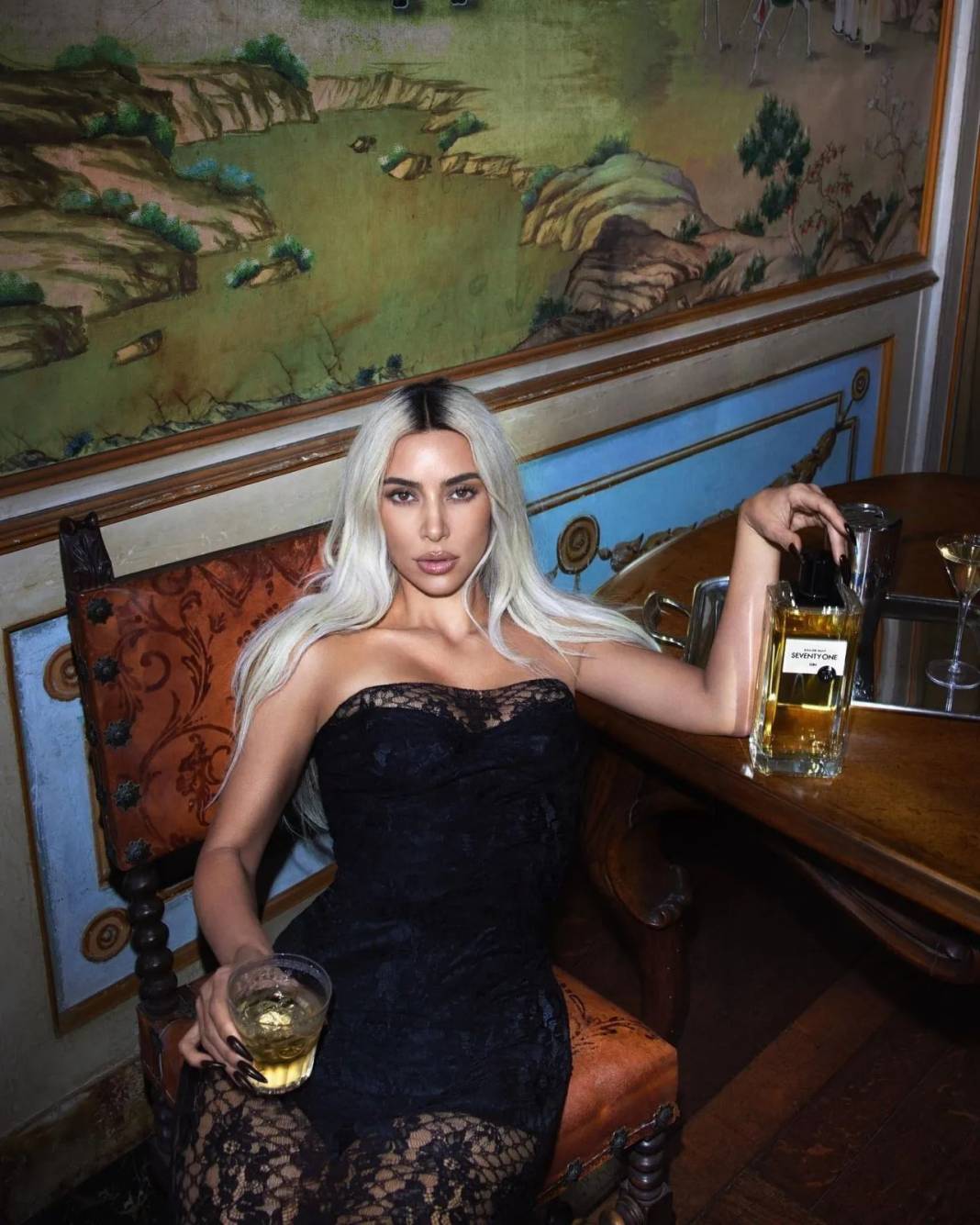 Kim Kardashian'ı görenler Hadise sandı. Ortalık karıştı 7