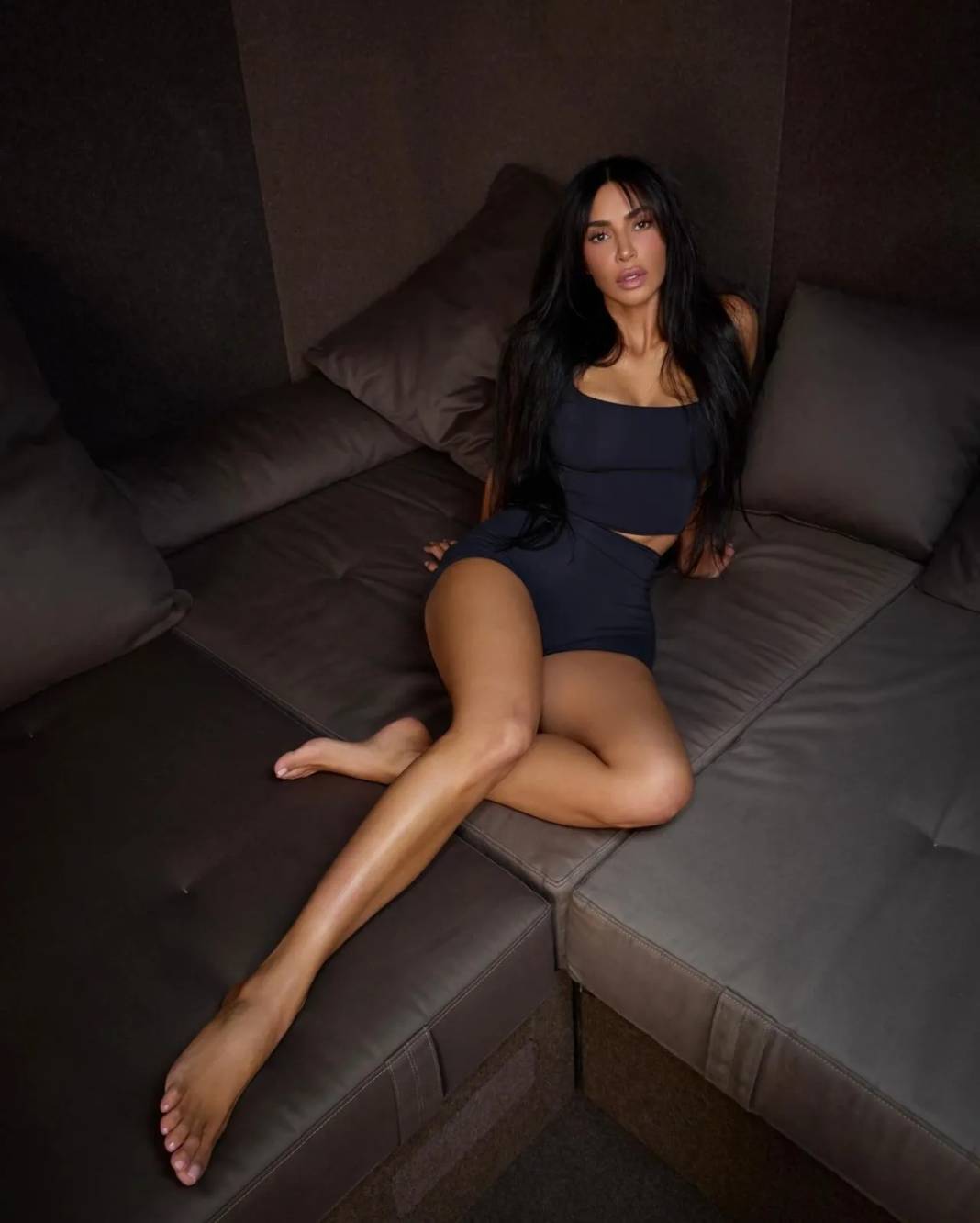 Kim Kardashian'ı görenler Hadise sandı. Ortalık karıştı 10