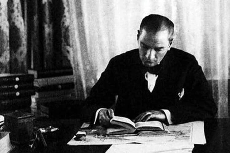 Atatürk'ün el yazısı notları ilk kez ortaya çıktı. Notlarda ne yazıyor? 2