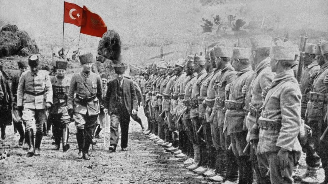 Türk toprakları Yunan işgalinden 101 yıl önce bugün kurtuldu. 30 Ağustos Zafer Bayramınız kutlu olsun 2
