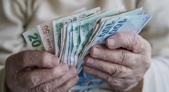 Emekli maaşlarına ara zam tarihi belli oldu! Bakan Vedat Işıkhan duyurdu 9