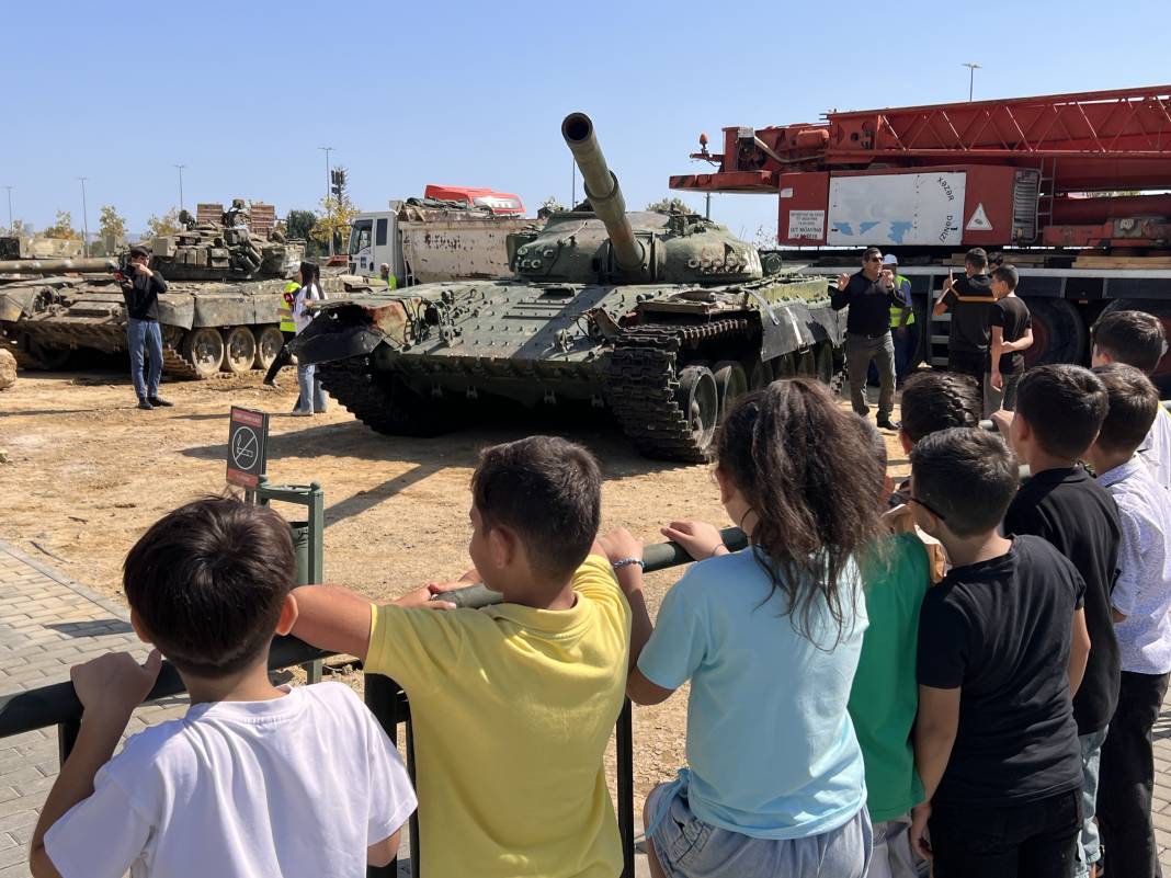 Karabağ'ın işgalinin sembolü tank Bakü'ye getirildi 9