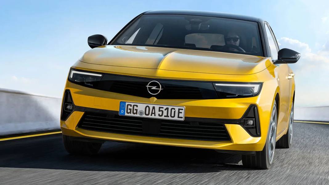 Opel'den ekim ayına özel kampanya: 300 bin TL’ye varan indirim fırsatları 1