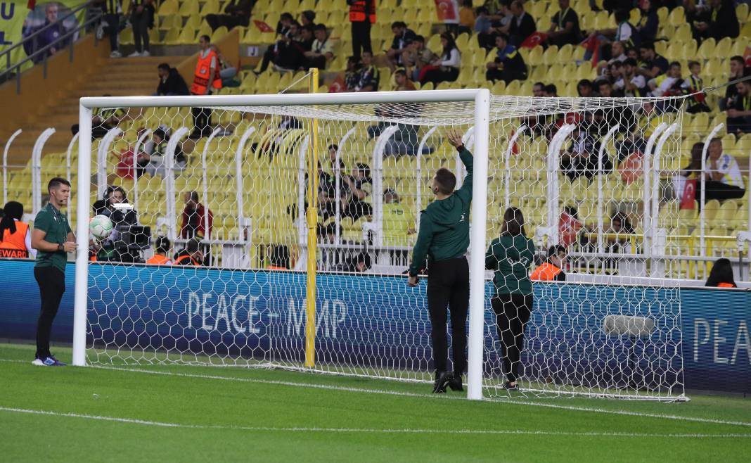 Bu haberden fotoğraf 'araklamak' serbesttir. Fenerbahçe Ludogorets maçının tüm fotoğrafları 28