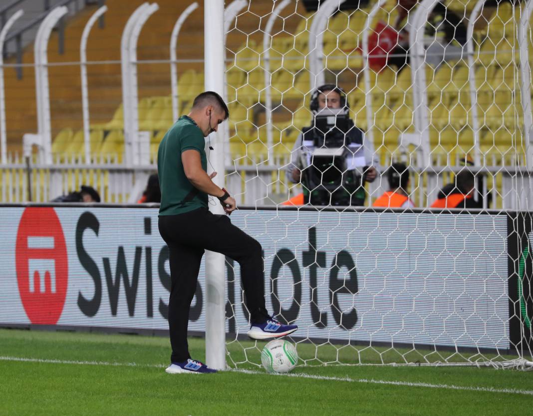 Bu haberden fotoğraf 'araklamak' serbesttir. Fenerbahçe Ludogorets maçının tüm fotoğrafları 24