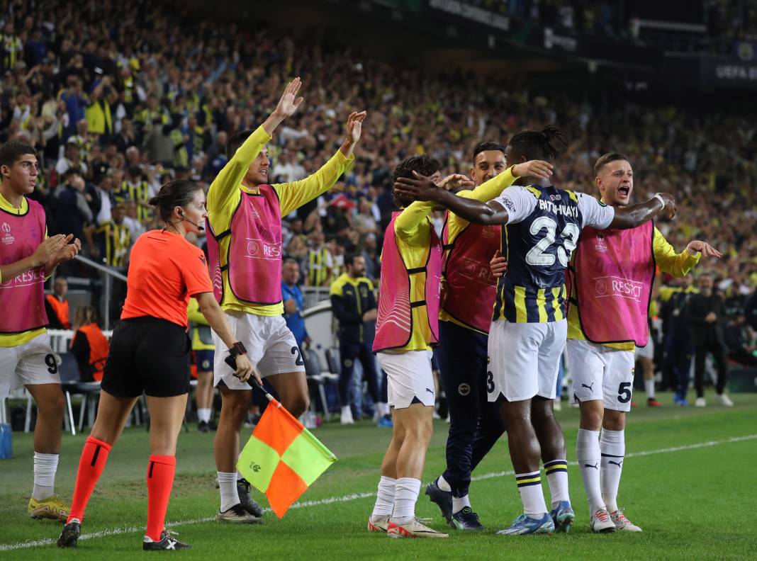 Bu haberden fotoğraf 'araklamak' serbesttir. Fenerbahçe Ludogorets maçının tüm fotoğrafları 43