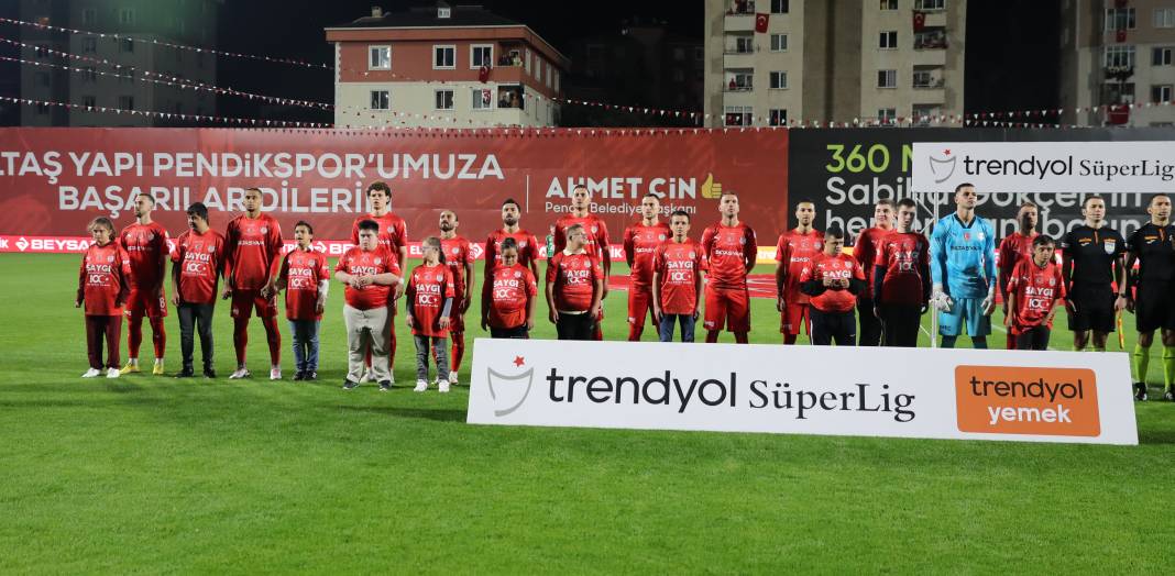 Bu haberden fotoğraf araklamak serbesttir. Pendikspor Fenerbahçe maçının bütün fotoğrafları 78