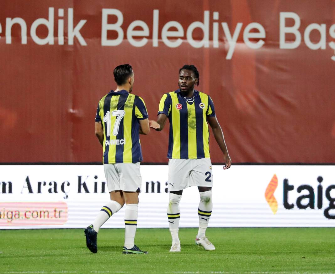 Bu haberden fotoğraf araklamak serbesttir. Pendikspor Fenerbahçe maçının bütün fotoğrafları 54
