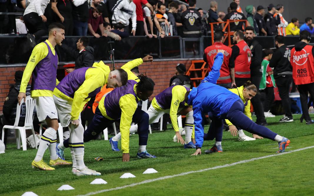 Bu haberden fotoğraf araklamak serbesttir. Pendikspor Fenerbahçe maçının bütün fotoğrafları 37