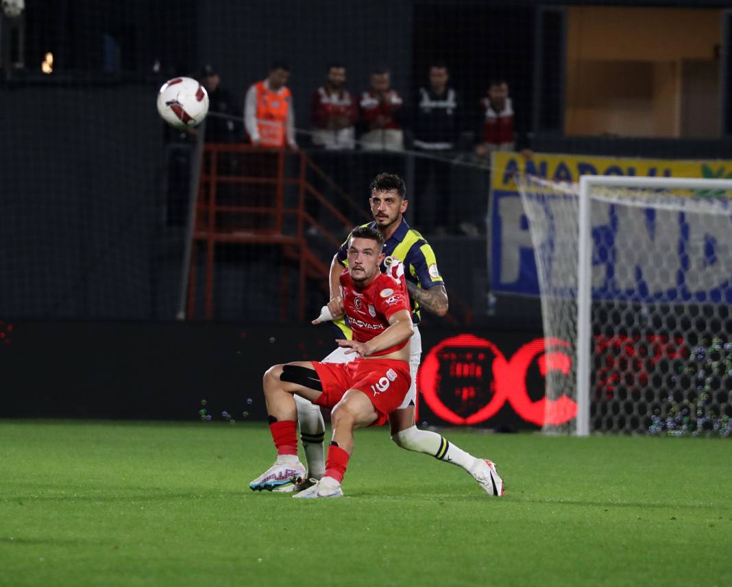 Bu haberden fotoğraf araklamak serbesttir. Pendikspor Fenerbahçe maçının bütün fotoğrafları 27