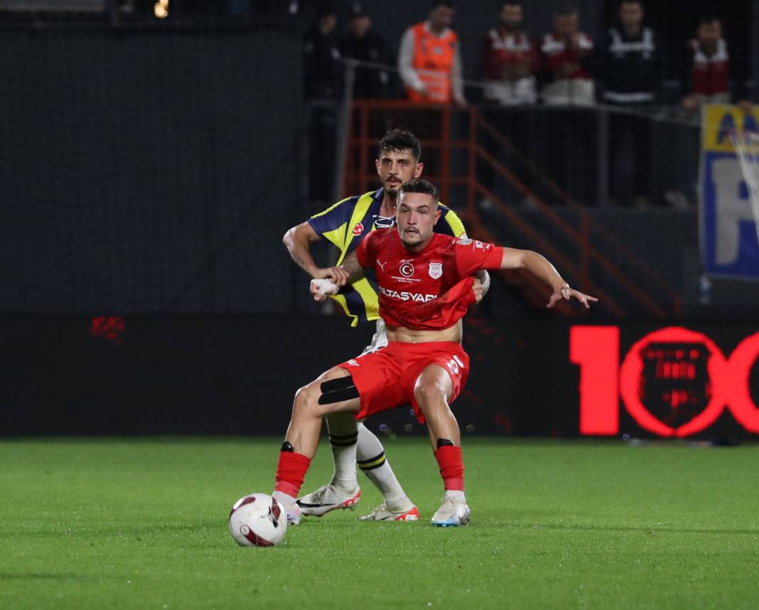 Bu haberden fotoğraf araklamak serbesttir. Pendikspor Fenerbahçe maçının bütün fotoğrafları 21