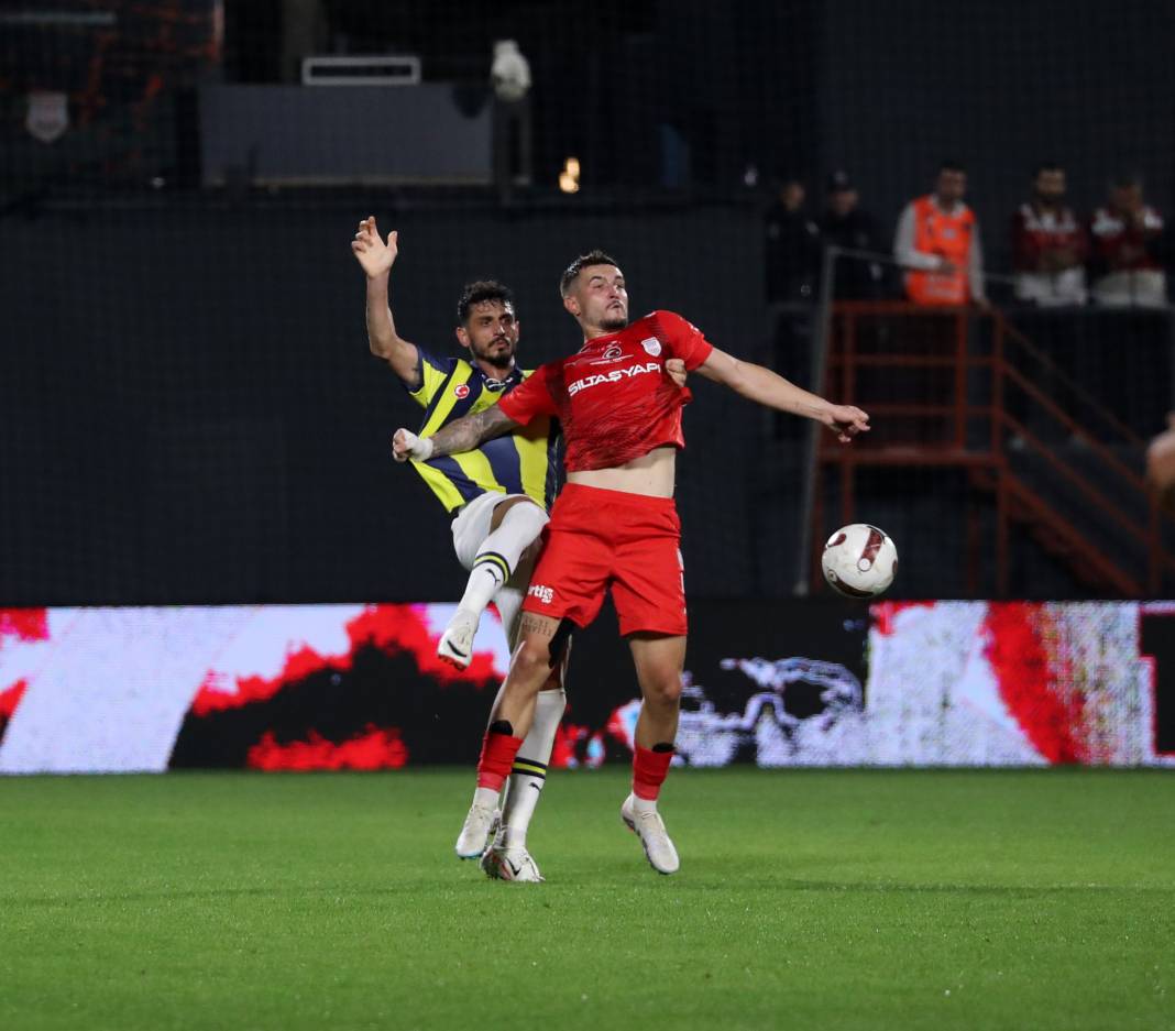 Bu haberden fotoğraf araklamak serbesttir. Pendikspor Fenerbahçe maçının bütün fotoğrafları 15