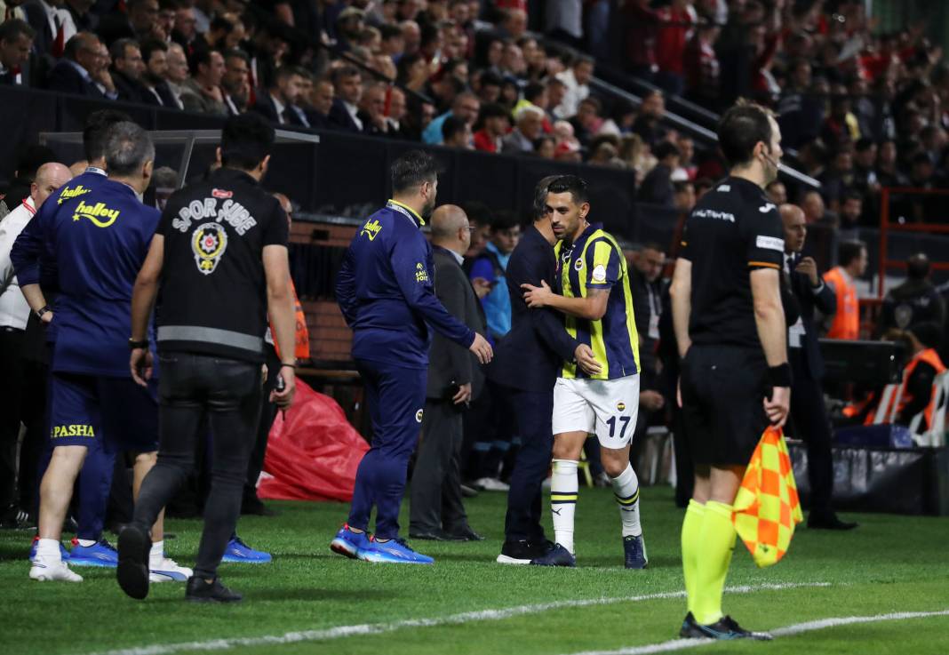Bu haberden fotoğraf araklamak serbesttir. Pendikspor Fenerbahçe maçının bütün fotoğrafları 7