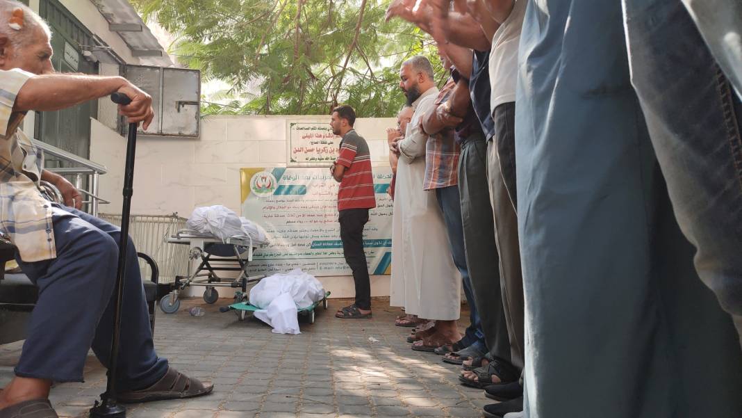 Gazze'deki yaralı siviller Şifa Hastanesi'nde yaşam savaşı veriyor 10
