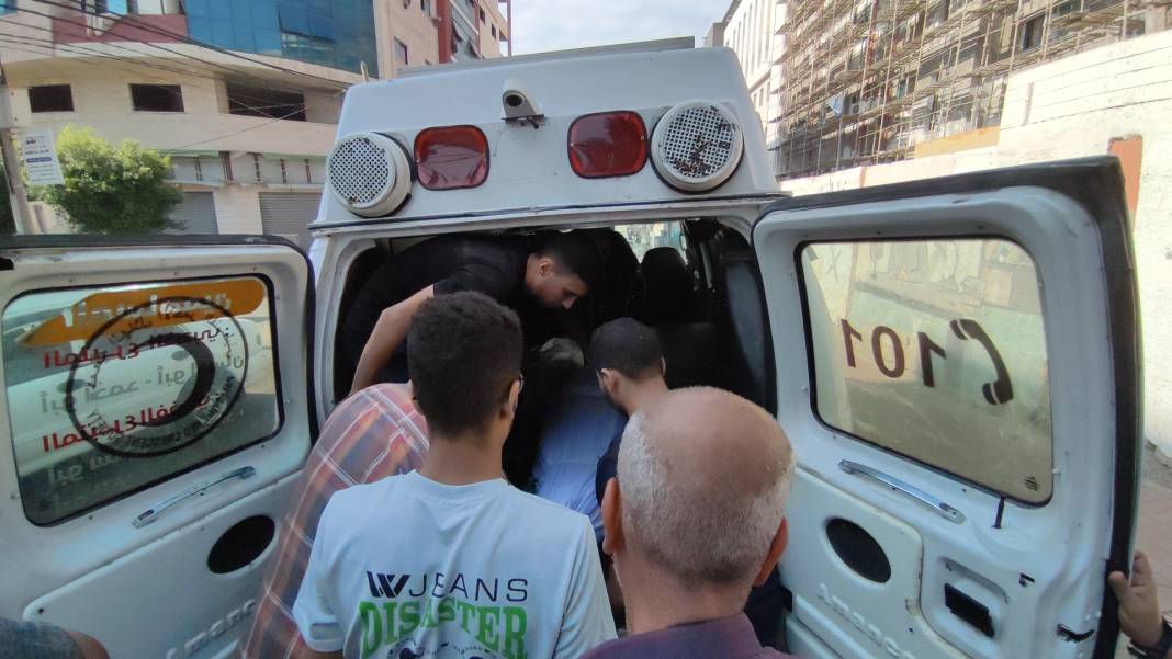 Gazze'deki yaralı siviller Şifa Hastanesi'nde yaşam savaşı veriyor 1