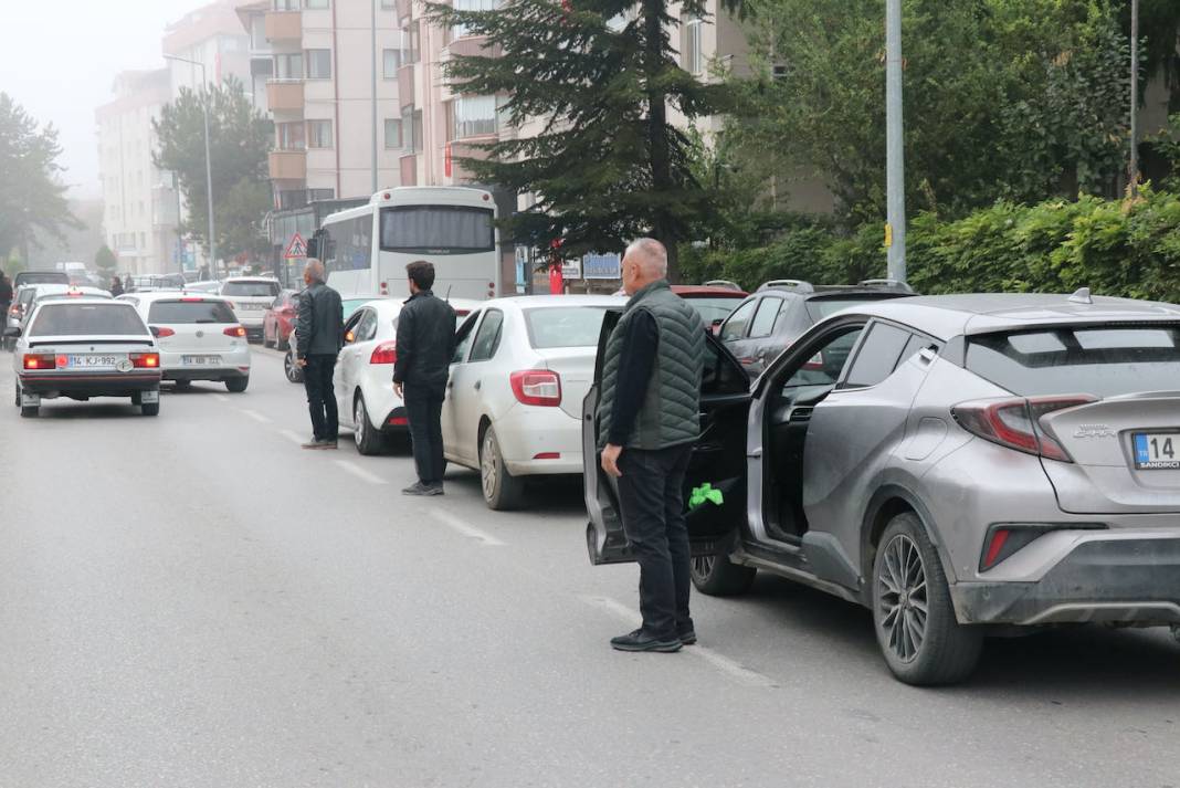 Halkına hiç yalan söylemeyen Atatürk'e, halk böyle saygıya durdu 50