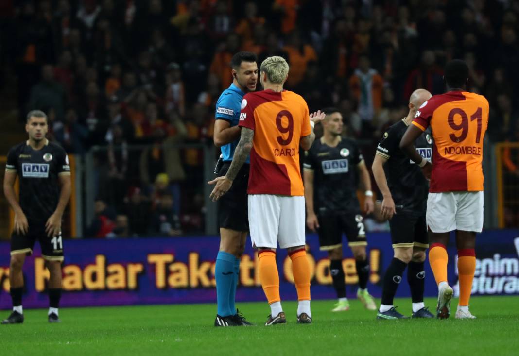 Galatasaray'ın şov gecesi. Hiçbir yerde göremeyeceğiniz fotoğraflar ve görüntülerle 48
