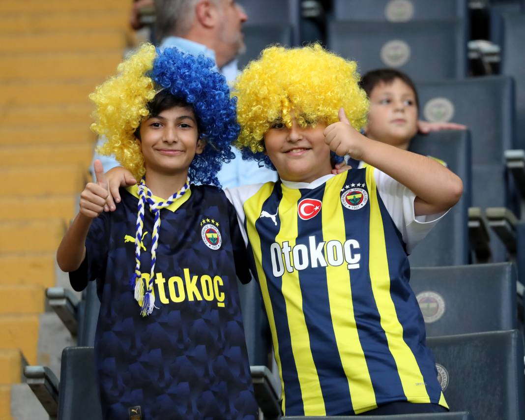 Goller penaltılar kartlar. Fenerbahçe Trabzonspor maçından hiç bir yerde göremeyeceğiniz fotoğraflar 54