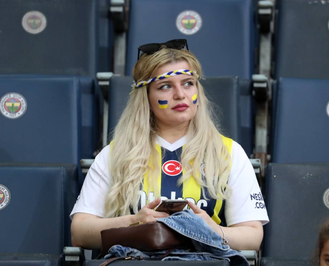 Goller penaltılar kartlar. Fenerbahçe Trabzonspor maçından hiç bir yerde göremeyeceğiniz fotoğraflar 55