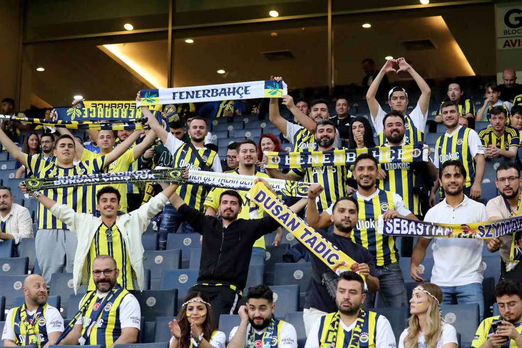 Goller penaltılar kartlar. Fenerbahçe Trabzonspor maçından hiç bir yerde göremeyeceğiniz fotoğraflar 52