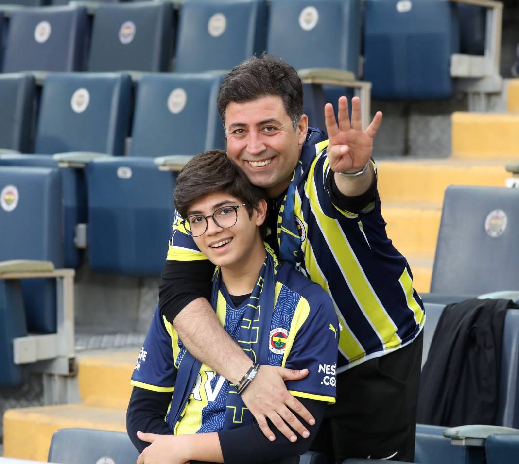 Goller penaltılar kartlar. Fenerbahçe Trabzonspor maçından hiç bir yerde göremeyeceğiniz fotoğraflar 49