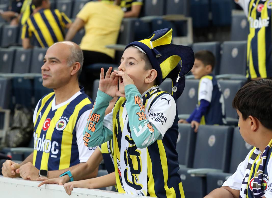 Goller penaltılar kartlar. Fenerbahçe Trabzonspor maçından hiç bir yerde göremeyeceğiniz fotoğraflar 44