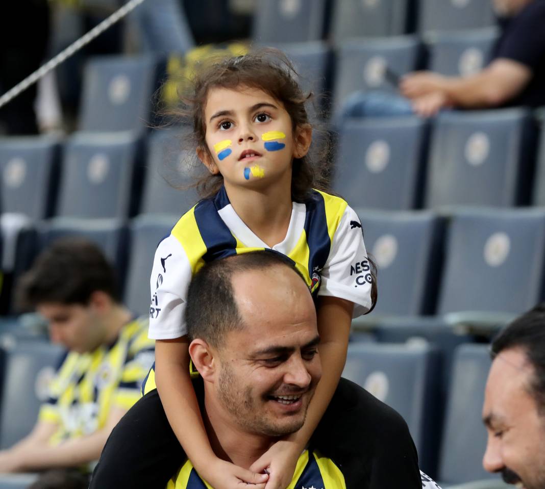 Goller penaltılar kartlar. Fenerbahçe Trabzonspor maçından hiç bir yerde göremeyeceğiniz fotoğraflar 41