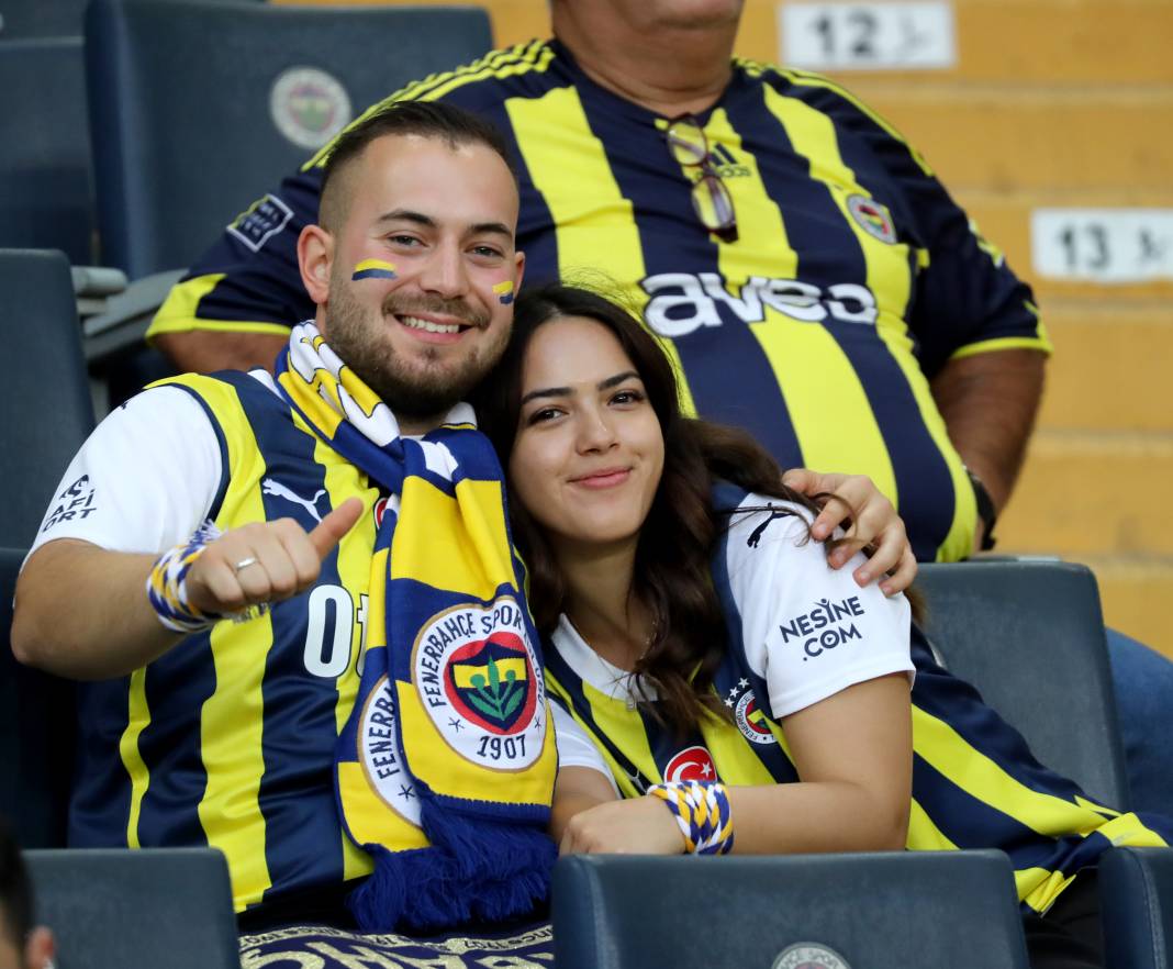 Goller penaltılar kartlar. Fenerbahçe Trabzonspor maçından hiç bir yerde göremeyeceğiniz fotoğraflar 38