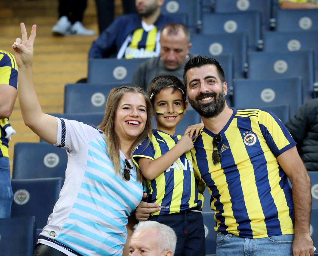 Goller penaltılar kartlar. Fenerbahçe Trabzonspor maçından hiç bir yerde göremeyeceğiniz fotoğraflar 34