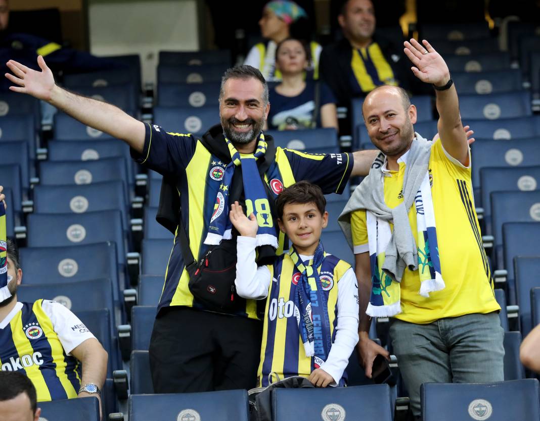 Goller penaltılar kartlar. Fenerbahçe Trabzonspor maçından hiç bir yerde göremeyeceğiniz fotoğraflar 33