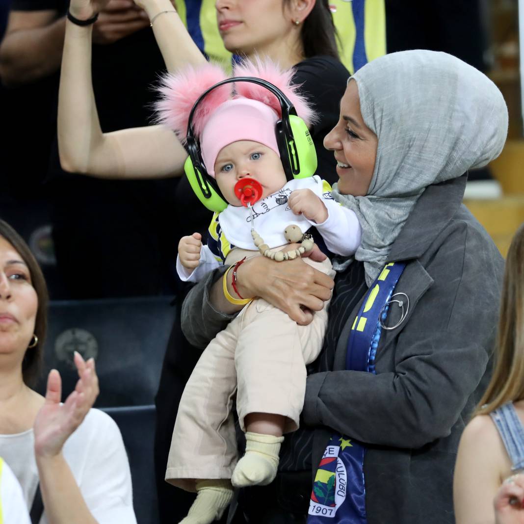 Goller penaltılar kartlar. Fenerbahçe Trabzonspor maçından hiç bir yerde göremeyeceğiniz fotoğraflar 4