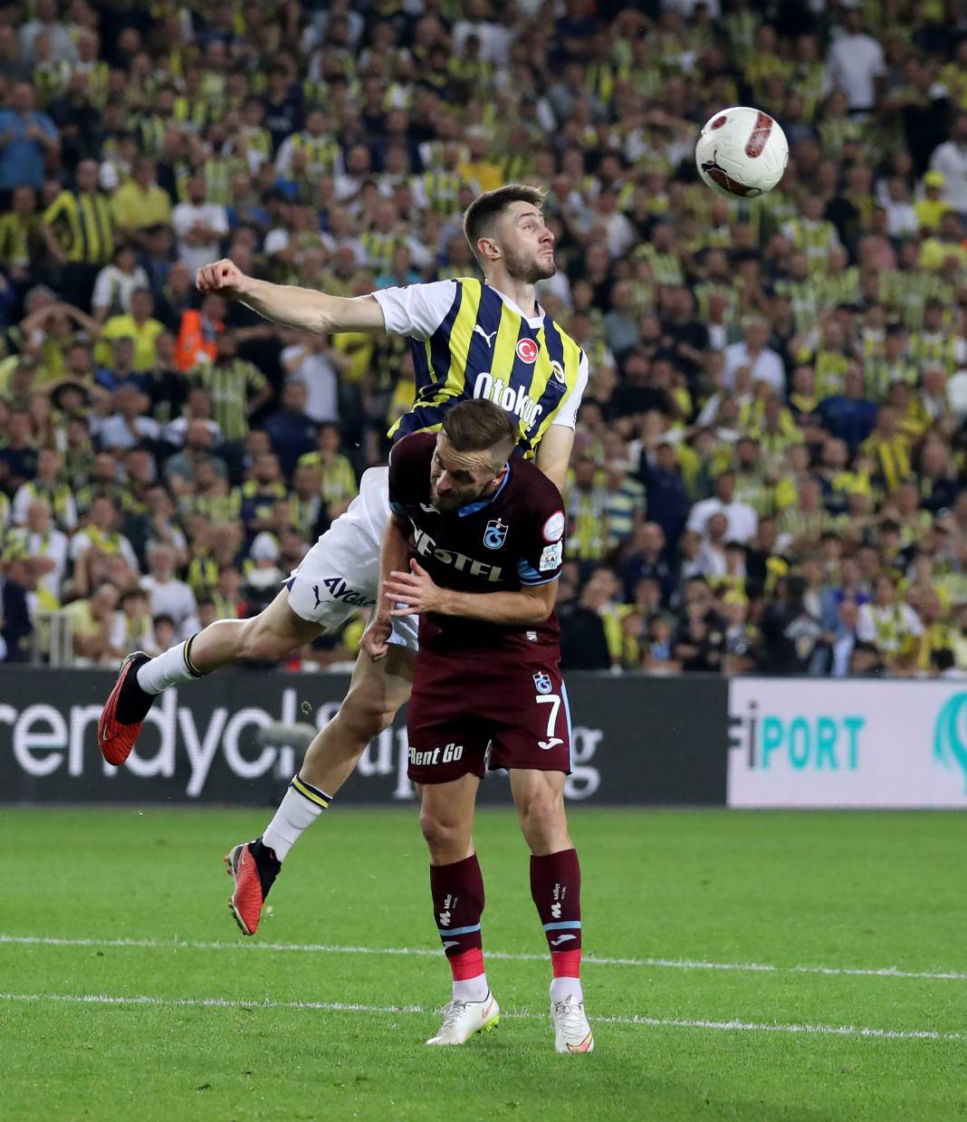 Goller penaltılar kartlar. Fenerbahçe Trabzonspor maçından hiç bir yerde göremeyeceğiniz fotoğraflar 84