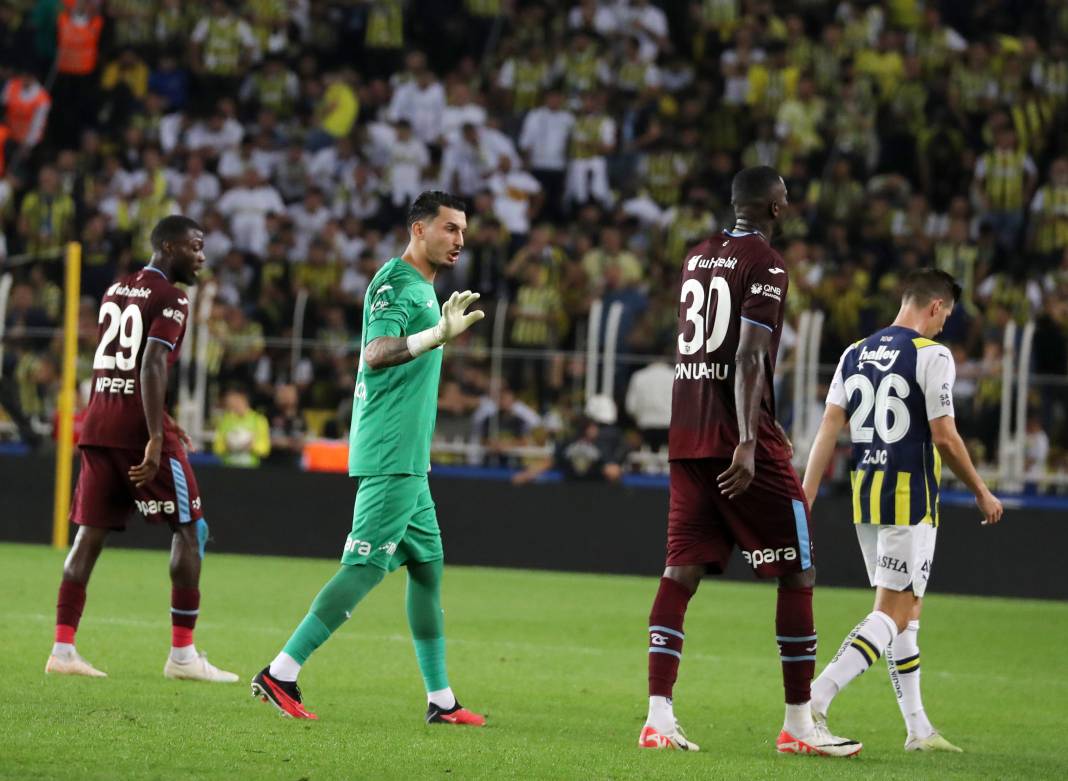 Goller penaltılar kartlar. Fenerbahçe Trabzonspor maçından hiç bir yerde göremeyeceğiniz fotoğraflar 80